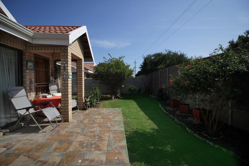 3 Bedroom Property for Sale in Hersham Western Cape